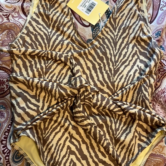 NWT charlie holiday Effie print one piece swimsuit - Picture 7 of 8